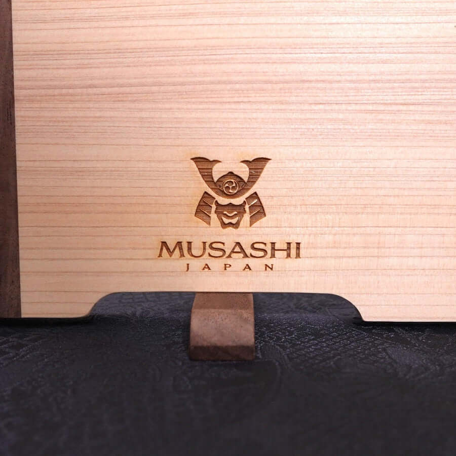 Musashi Cutting Board Hinoki with Stand 28×18×1.5cm